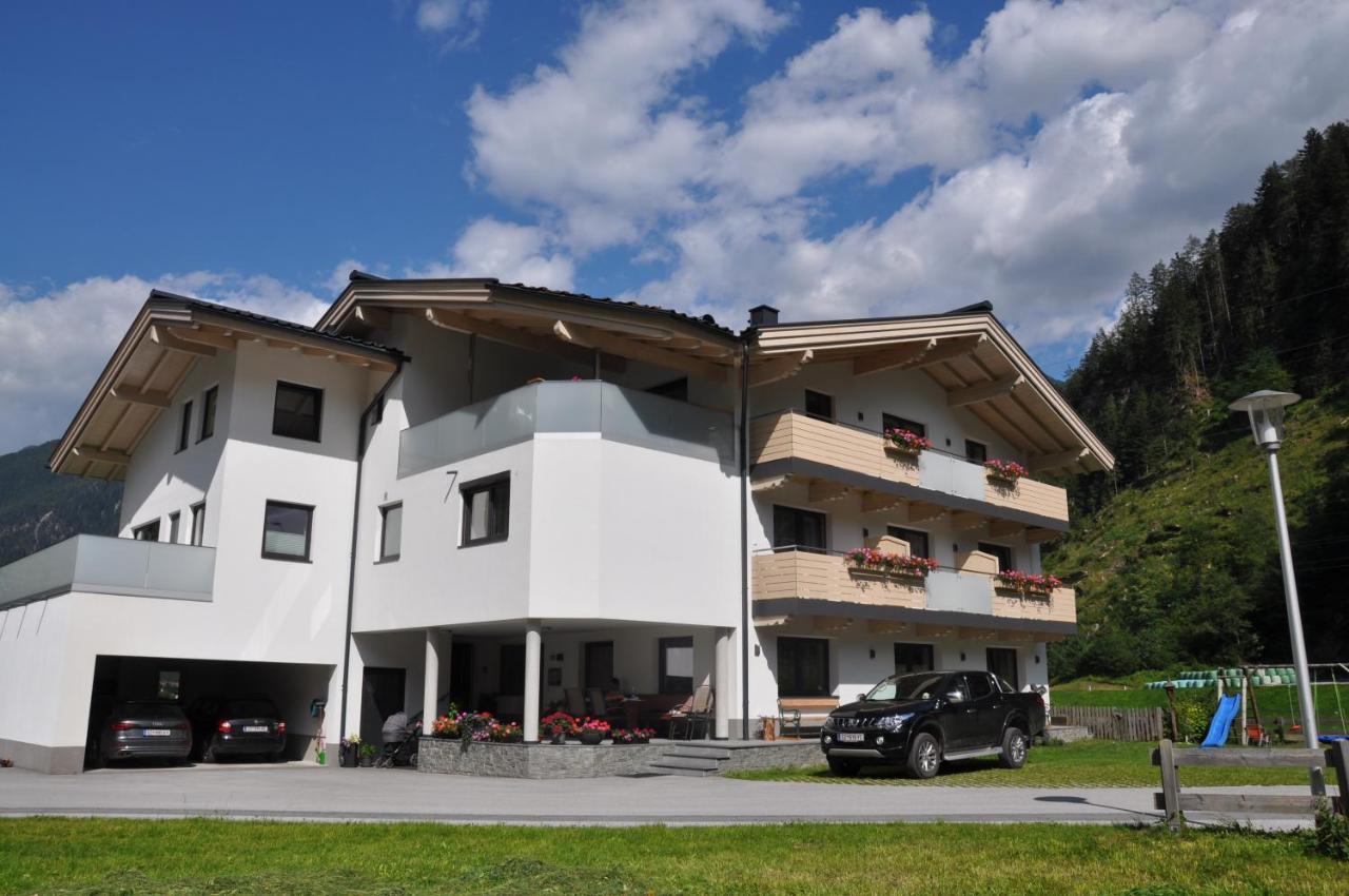Gaestehaus Holaus Майерхофен Екстериор снимка