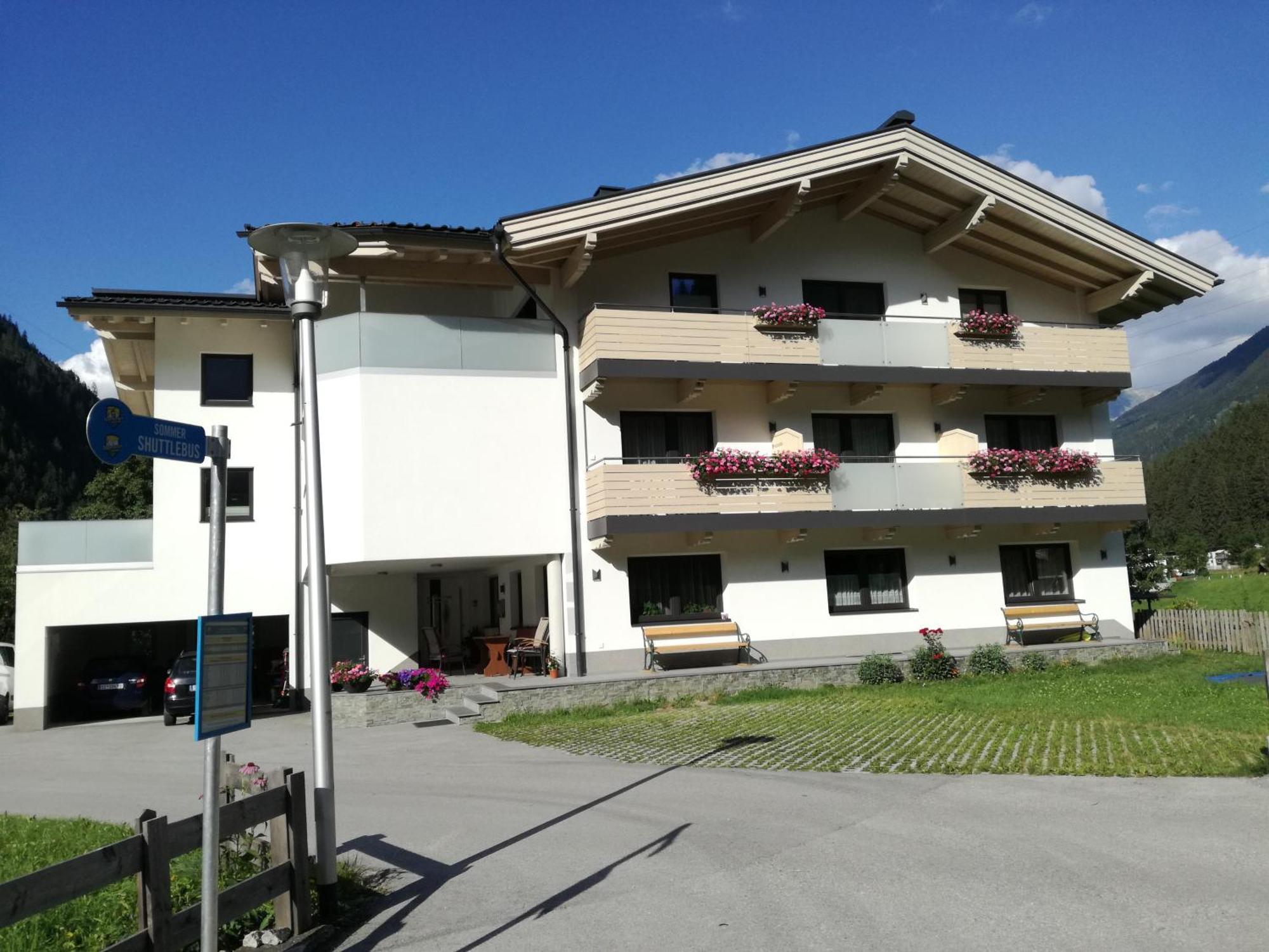 Gaestehaus Holaus Майерхофен Екстериор снимка
